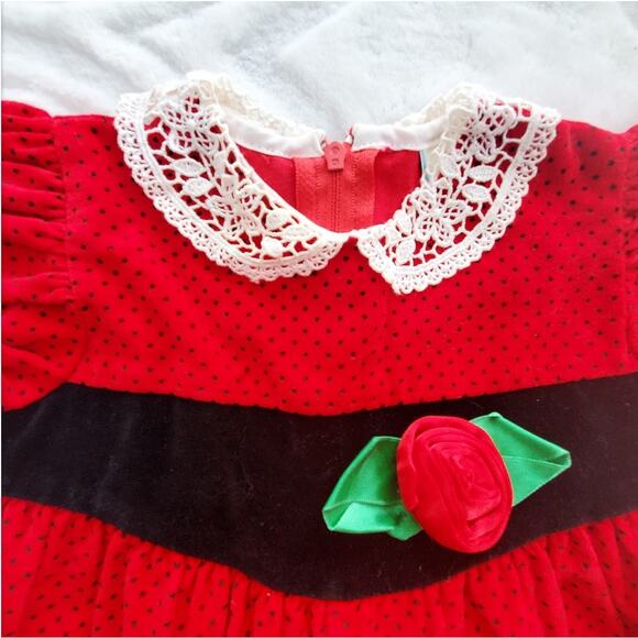 VTG 80s Red and Polkadot Velour Smocked Romper 6-9 Months - Picture 8 of 12